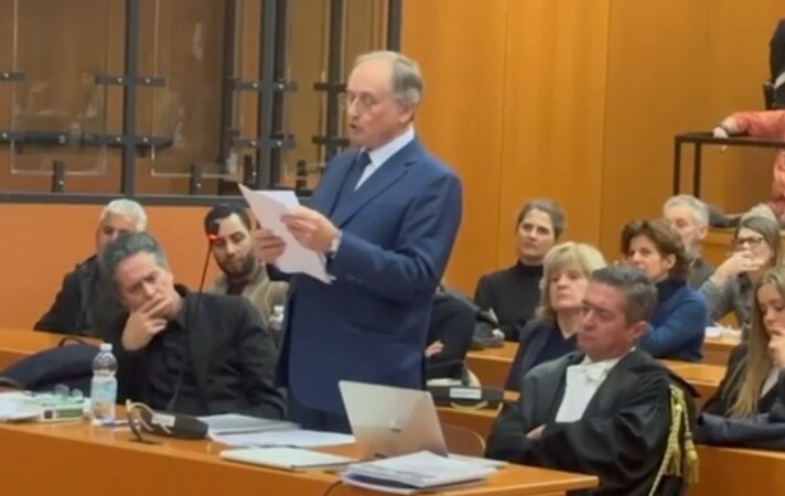 “Më drejtoi armën në fytyrë!”/ Argjendari që vrau 2 grabitësit dhe plagosi të tretin mbrohet në Apel: Shpëtova familjen time!